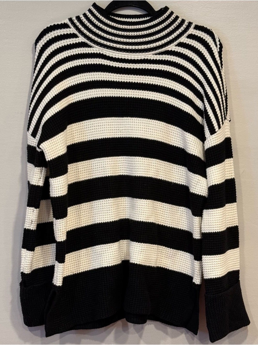 Devotion by Cyrus Striped Turtleneck Black & White Sweater Women's Medium